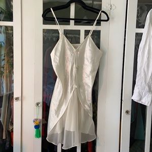 Very sweet ivory vintage slip